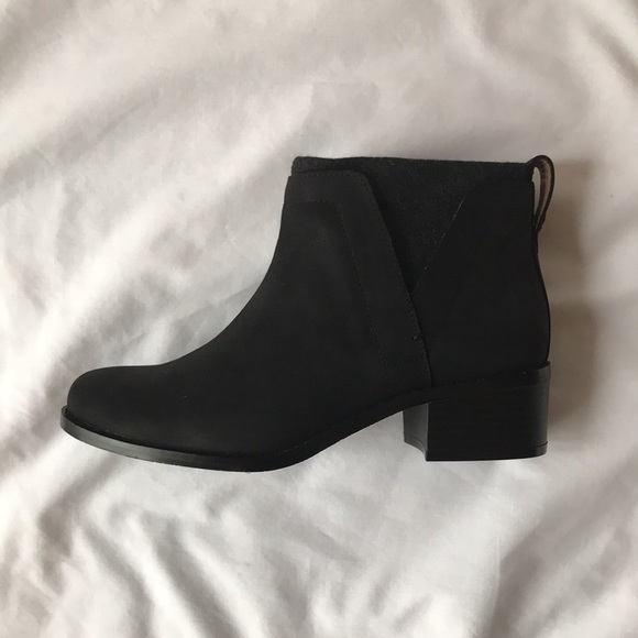 Vionic Joslyn Ankle Boot 5 Suede Leather Side Zip Short Stacked Low Heel Black - Picture 11 of 12